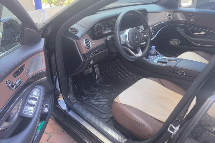 Used Mercedes-Benz S-Class 2020 S 450 L 4MATIC Exclusive Edition Driver Seat