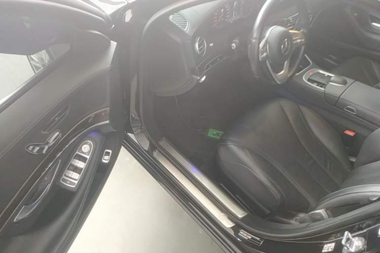 Used Mercedes-Benz S-Class 2020 S 350 L Business Class Ultimate Edition Driver Seat