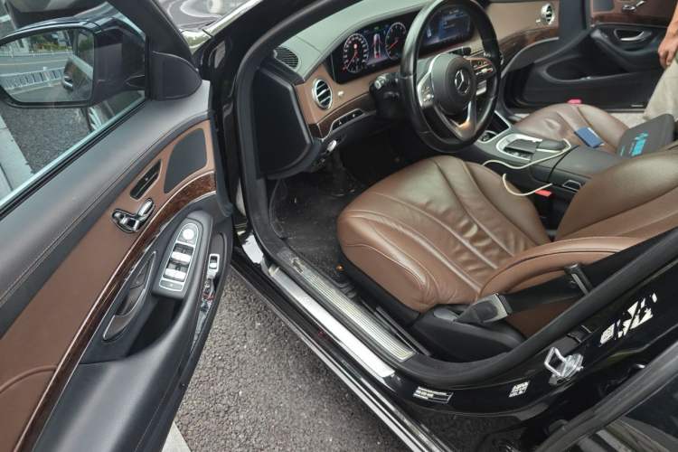 Used Mercedes-Benz S-Class 2020 S 350 L Business Class Ultimate Edition Driver Seat