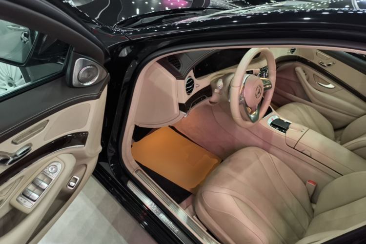 Used Mercedes-Benz S-Class 2020 S 350 L Business Class Ultimate Edition Driver Seat