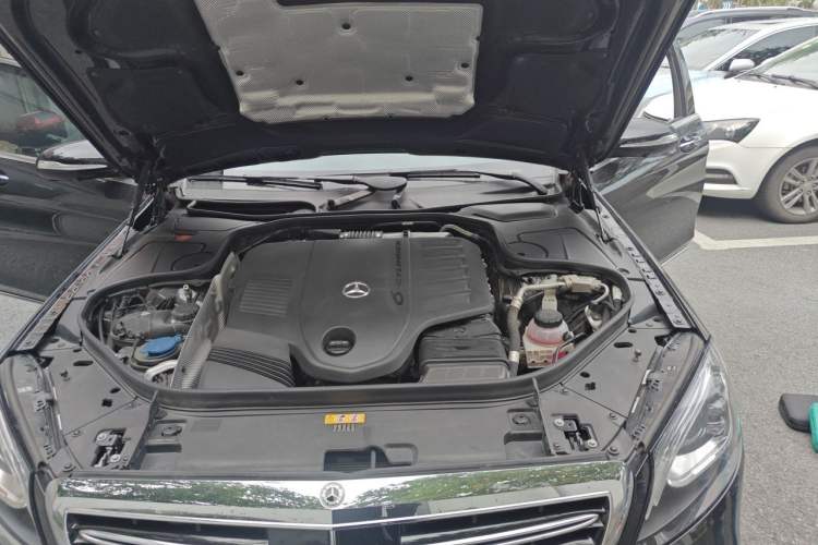 Used Mercedes-Benz S-Class 2020 S 350 L Exclusive Edition Prestige Collection Engine Bay