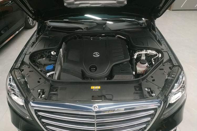 Used Mercedes-Benz S-Class 2020 S 350 L Business Class Ultimate Edition Engine Bay