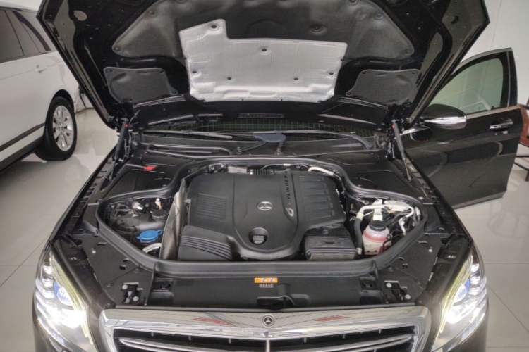 Used Mercedes-Benz S-Class 2020 S 350 L Business Class Ultimate Edition Engine Bay