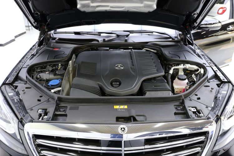 Used Mercedes-Benz S-Class 2020 S 350 L Exclusive Edition Prestige Collection Engine Bay