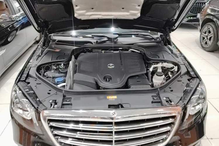 Used Mercedes-Benz S-Class 2020 S 350 L Business Class Ultimate Edition Engine Bay