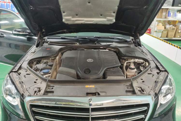 Used Mercedes-Benz S-Class 2020 S 350 L Business Class Ultimate Edition Engine Bay