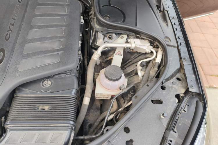Used Mercedes-Benz S-Class 2020 S 350 L Business Class Ultimate Edition Engine Bay Left