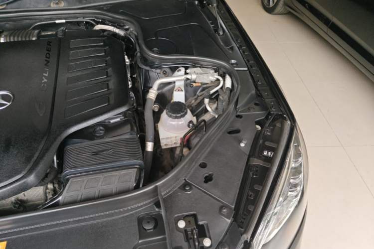 Used Mercedes-Benz S-Class 2020 S 350 L Exclusive Edition Prestige Collection Engine Bay Left