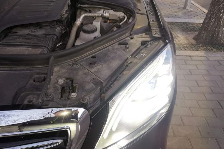 Used Mercedes-Benz S-Class 2020 S 350 L Exclusive Edition Prestige Collection Engine Bay Left