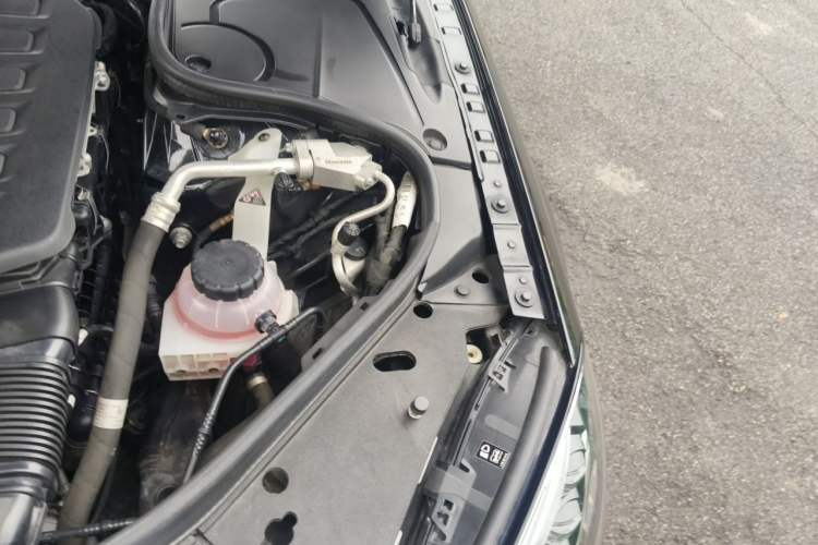 Used Mercedes-Benz S-Class 2020 S 350 L Exclusive Edition Prestige Collection Engine Bay Left