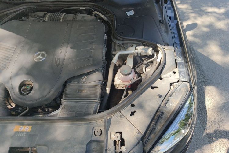 Used Mercedes-Benz S-Class 2020 S 350 L Business Class Ultimate Edition Engine Bay Left