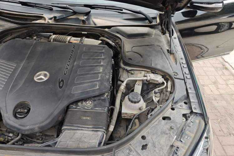 Used Mercedes-Benz S-Class 2020 S 350 L Business Class Ultimate Edition Engine Bay Left