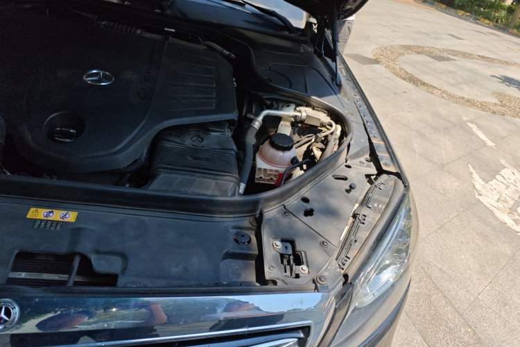 Used Mercedes-Benz S-Class 2020 S 350 L Exclusive Edition Prestige Collection Engine Bay Left