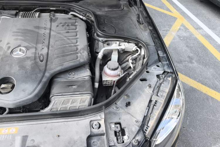 Used Mercedes-Benz S-Class 2020 S 350 L Business Class Ultimate Edition Engine Bay Left