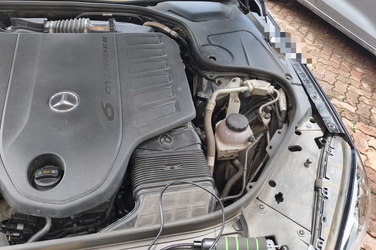 Used Mercedes-Benz S-Class 2020 S 350 L Business Class Ultimate Edition Engine Bay Left