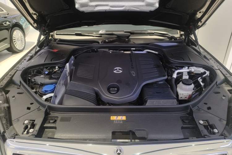 Used Mercedes-Benz S-Class 2020 S 350 L Business Class Ultimate Edition Engine Bay