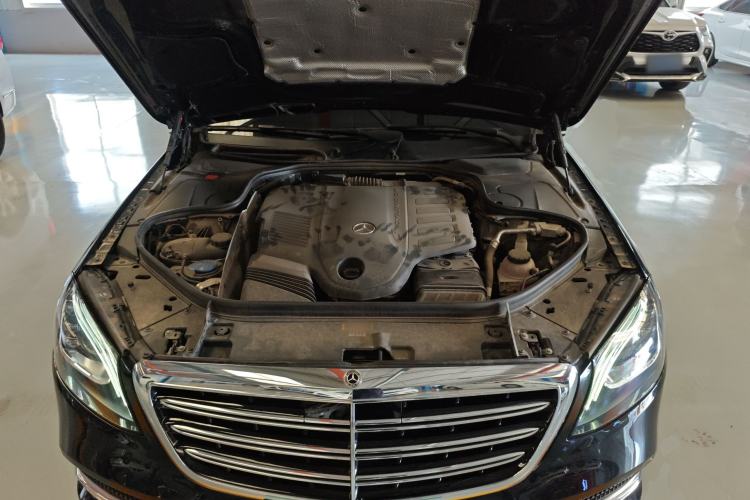 Used Mercedes-Benz S-Class 2020 S 350 L Exclusive Edition Prestige Collection Engine Bay
