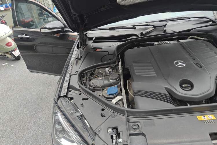 Used Mercedes-Benz S-Class 2020 S 350 L Exclusive Edition Prestige Collection Engine Bay Right