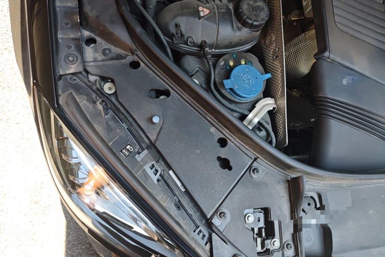 Used Mercedes-Benz S-Class 2020 S 350 L Business Class Ultimate Edition Engine Bay Right