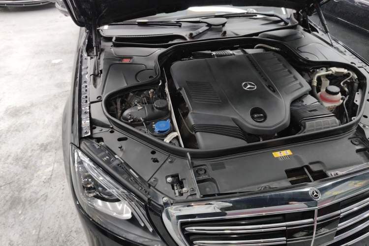 Used Mercedes-Benz S-Class 2020 S 450 L Exclusive Edition Engine Bay Right