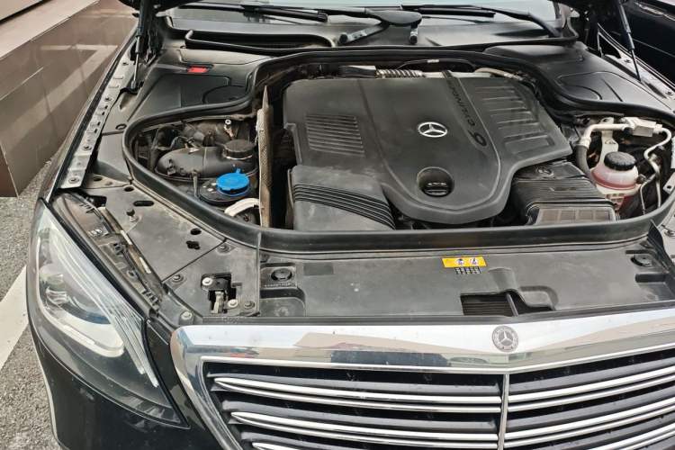 Used Mercedes-Benz S-Class 2020 S 350 L Business Class Ultimate Edition Engine Bay Right