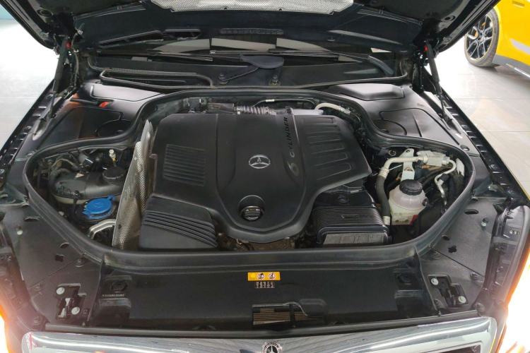Used Mercedes-Benz S-Class 2020 S 350 L Exclusive Edition Prestige Collection Engine Bay
