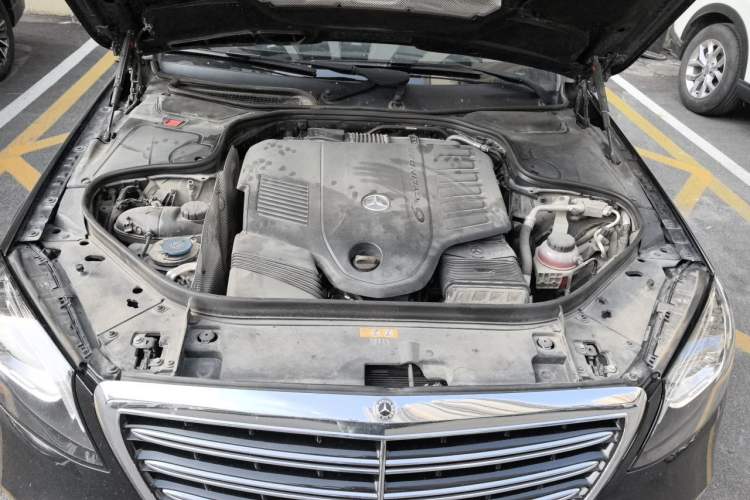 Used Mercedes-Benz S-Class 2020 S 350 L Business Class Ultimate Edition Engine Bay