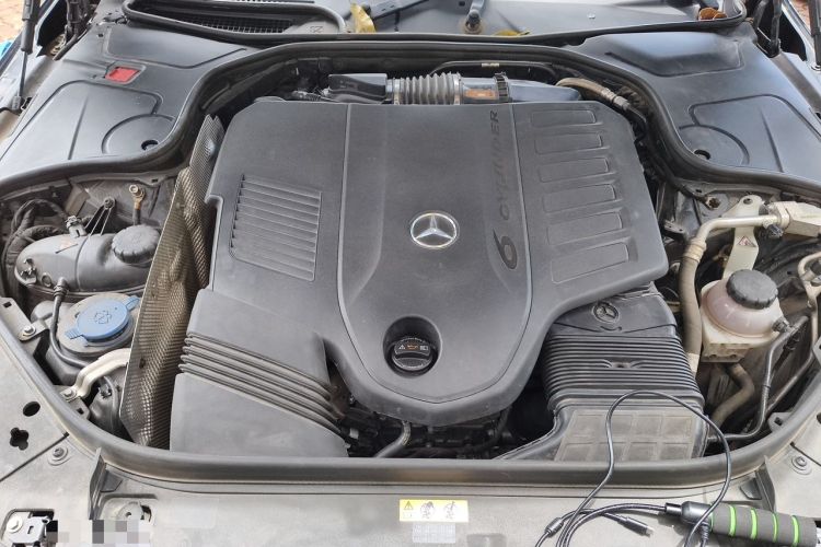Used Mercedes-Benz S-Class 2020 S 350 L Business Class Ultimate Edition Engine Bay