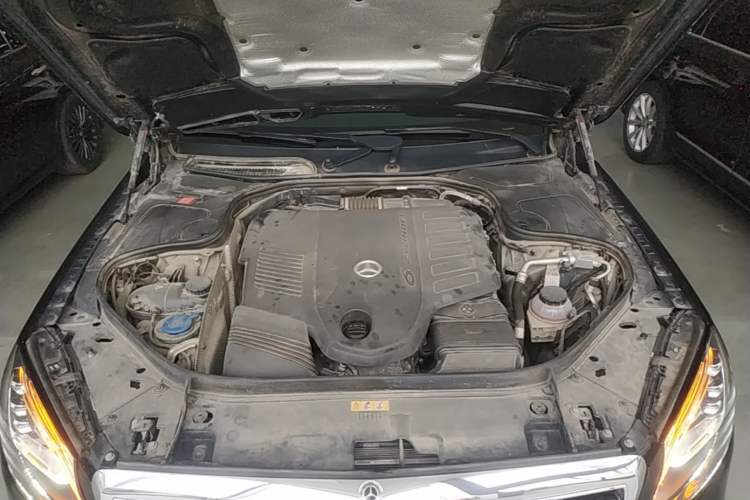 Used Mercedes-Benz S-Class 2020 S 350 L Business Class Ultimate Edition Engine Bay