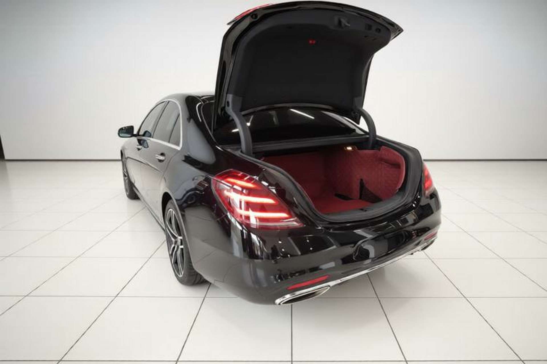 Used Mercedes-Benz S-Class 2020 S 450 L 4MATIC Exclusive Edition Exterior 2
