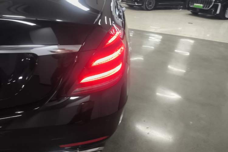 Used Mercedes-Benz S-Class 2020 S 350 L Business Class Ultimate Edition Exterior 3