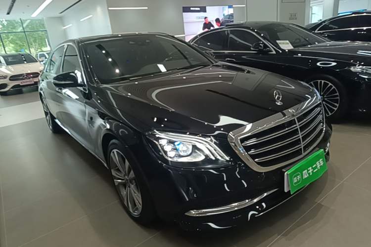 Used Mercedes-Benz S-Class 2020 S 350 L Exclusive Edition Prestige Collection Front Right 45 Deg