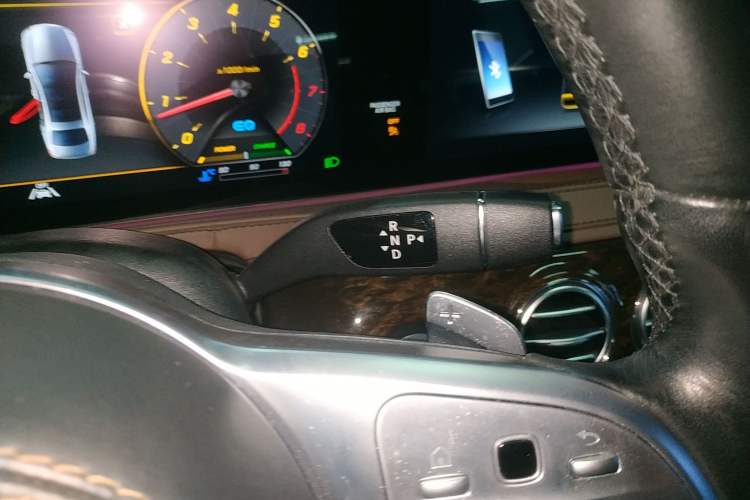 Used Mercedes-Benz S-Class 2020 S 350 L Business Class Ultimate Edition Gear Lever