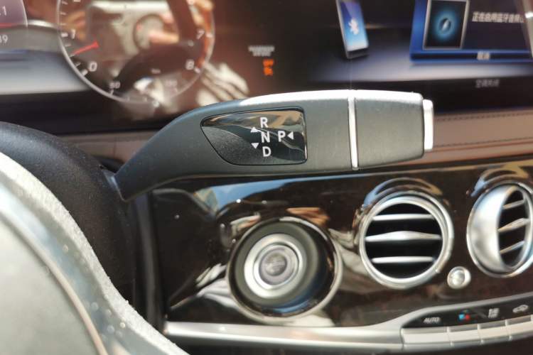 Used Mercedes-Benz S-Class 2020 S 350 L Exclusive Edition Prestige Collection Gear Lever