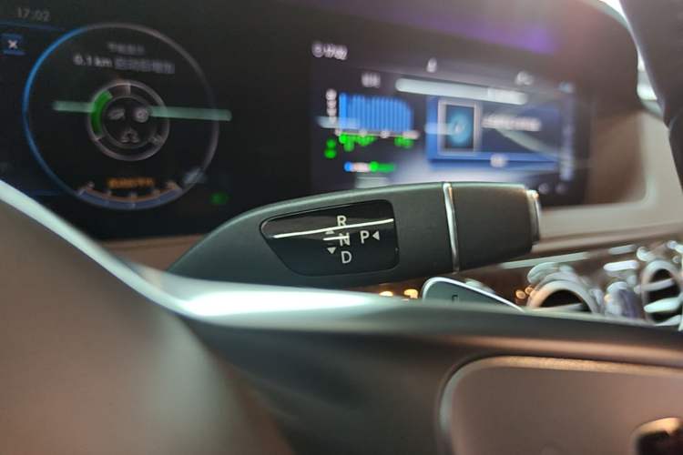 Used Mercedes-Benz S-Class 2020 S 350 L Business Class Ultimate Edition Gear Lever