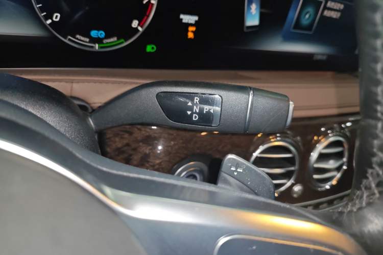 Used Mercedes-Benz S-Class 2020 S 350 L Business Class Ultimate Edition Gear Lever