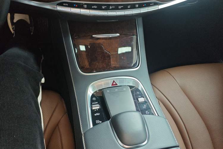 Used Mercedes-Benz S-Class 2020 S 350 L Exclusive Edition Prestige Collection Gear Lever
