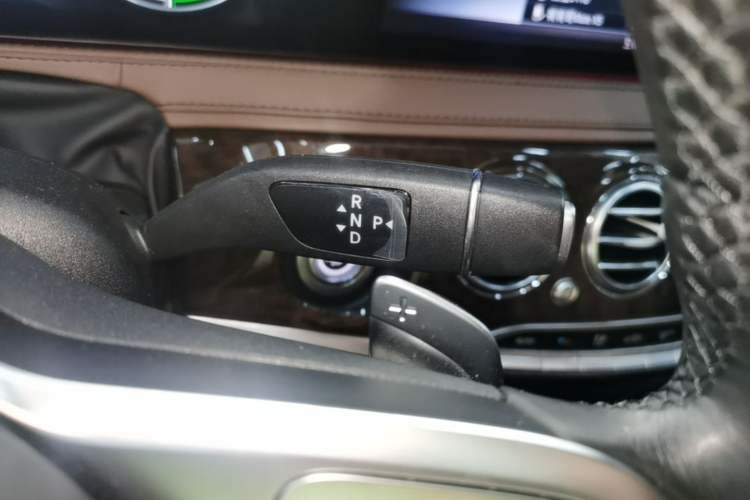 Used Mercedes-Benz S-Class 2020 S 350 L Business Class Ultimate Edition Gear Lever