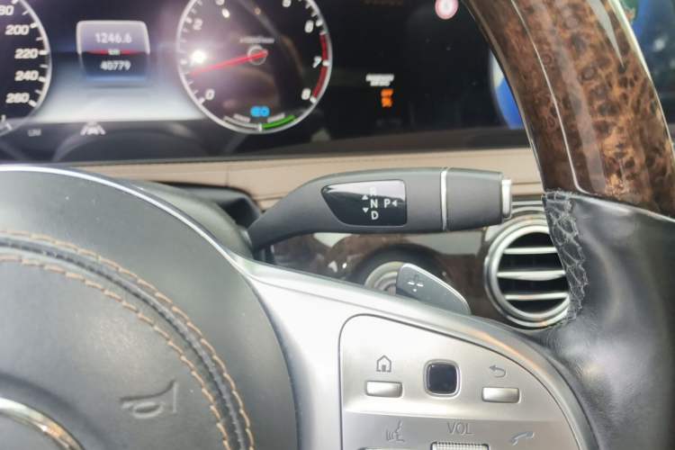 Used Mercedes-Benz S-Class 2020 S 350 L Exclusive Edition Prestige Collection Gear Lever