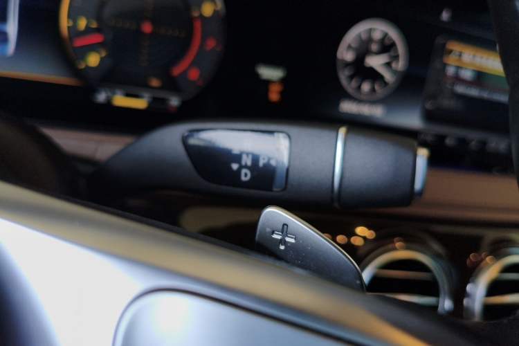 Used Mercedes-Benz S-Class 2020 S 350 L Business Class Ultimate Edition Gear Lever