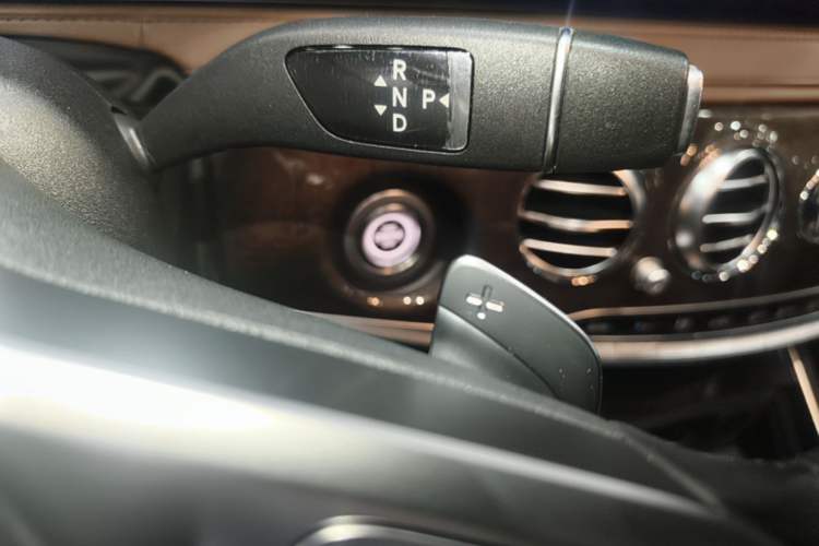 Used Mercedes-Benz S-Class 2020 S 350 L Exclusive Edition Prestige Collection Gear Lever