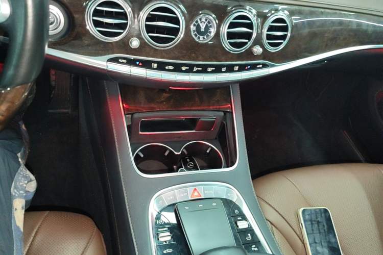 Used Mercedes-Benz S-Class 2020 S 350 L Exclusive Edition Prestige Collection Gear Lever