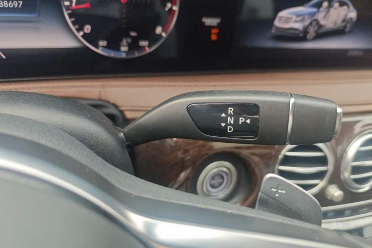 Used Mercedes-Benz S-Class 2020 S 350 L Business Class Ultimate Edition Gear Lever