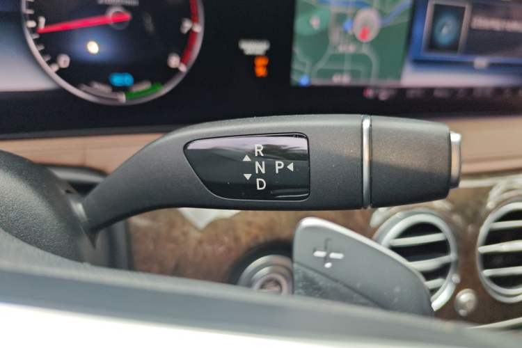 Used Mercedes-Benz S-Class 2020 S 350 L Exclusive Edition Prestige Collection Gear Lever
