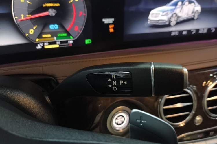 Used Mercedes-Benz S-Class 2020 S 350 L Business Class Ultimate Edition Gear Lever