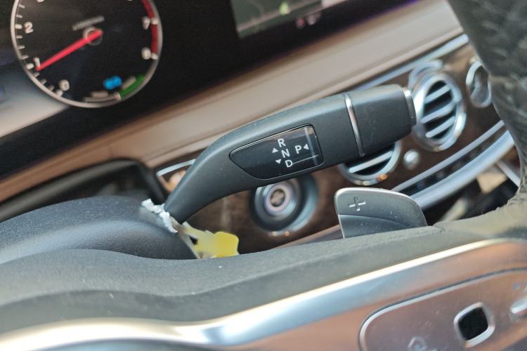 Used Mercedes-Benz S-Class 2020 S 350 L Business Class Ultimate Edition Gear Lever