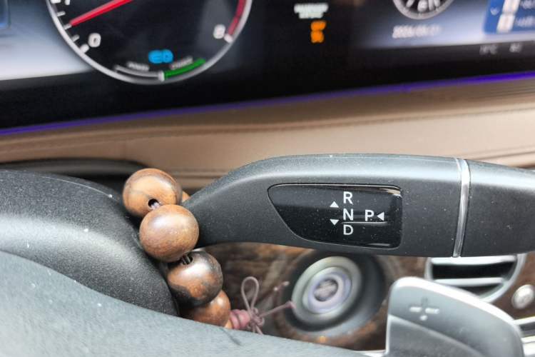 Used Mercedes-Benz S-Class 2020 S 350 L Business Class Ultimate Edition Gear Lever