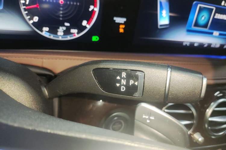 Used Mercedes-Benz S-Class 2020 S 350 L Exclusive Edition Prestige Collection Gear Lever