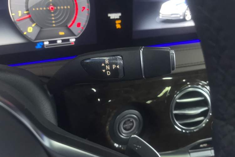 Used Mercedes-Benz S-Class 2020 S 350 L Business Class Ultimate Edition Gear Lever