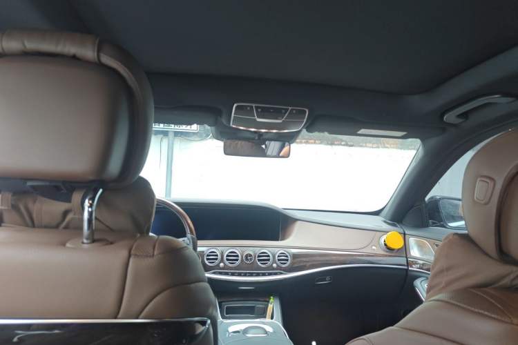 Used Mercedes-Benz S-Class 2020 S 350 L Exclusive Edition Prestige Collection Headliner